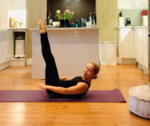 Read more about the article A 10 mins core workout. Basic but intense workout.